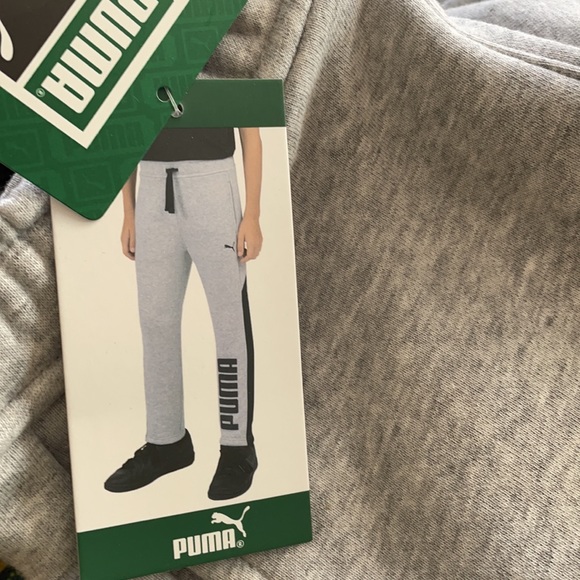 puma kids ( 7/8) sweat pants - Picture 3 of 3